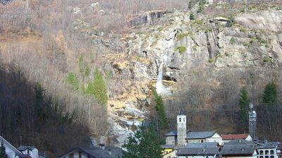 immagine della webcam nei dintorni di Alpe Cialma: webcam Grand Crot