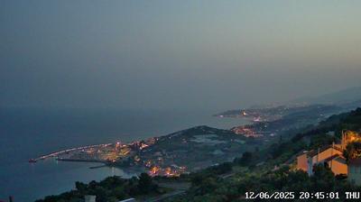 immagine della webcam nei dintorni di Diano Castello: webcam Cipressa