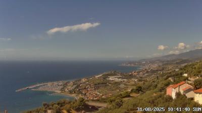immagine della webcam nei dintorni di Cervo: webcam Cipressa