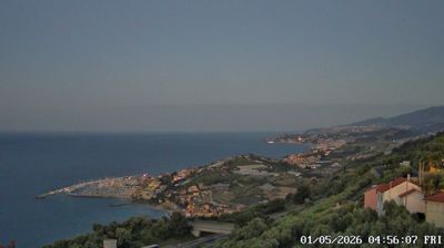 immagine della webcam nei dintorni di San Bartolomeo al Mare: webcam Cipressa