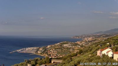 immagine della webcam nei dintorni di Castel Vittorio: webcam Cipressa