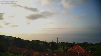 immagine della webcam nei dintorni di Bergeggi: webcam Varazze