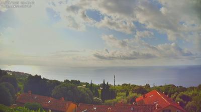 immagine della webcam nei dintorni di Savona: webcam Varazze