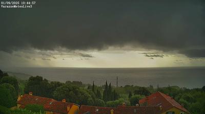 immagine della webcam nei dintorni di Savona: webcam Varazze