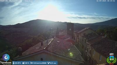 immagine della webcam nei dintorni di Montecalvo in Foglia: webcam Frontino