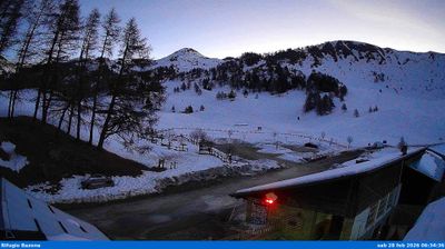 immagine della webcam nei dintorni di Saviore dell'Adamello: webcam Prestine