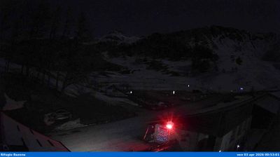 immagine della webcam nei dintorni di Saviore dell'Adamello: webcam Prestine