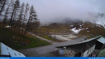 immagine della webcam nei dintorni di Montecampione: webcam Prestine
