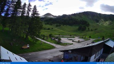 immagine della webcam nei dintorni di Saviore dell'Adamello: webcam Prestine