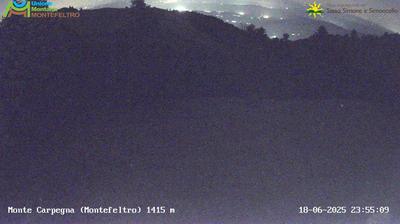 immagine della webcam nei dintorni di Montecalvo in Foglia: webcam Carpegna