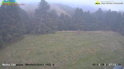 immagine della webcam nei dintorni di Mercato: webcam Carpegna