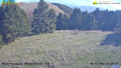 immagine della webcam nei dintorni di San Leo: webcam Carpegna