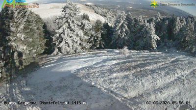 immagine della webcam nei dintorni di Monte Nerone: webcam Carpegna
