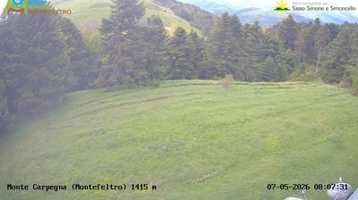 immagine della webcam nei dintorni di Monte Nerone: webcam Carpegna