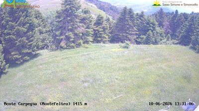 immagine della webcam nei dintorni di Montecalvo in Foglia: webcam Carpegna