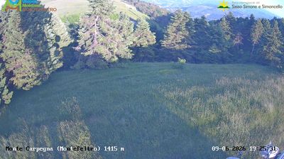 immagine della webcam nei dintorni di Montecopiolo: webcam Carpegna