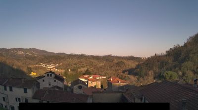 immagine della webcam nei dintorni di Sarzana: webcam Riccò del Golfo di Spezia