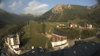 immagine della webcam nei dintorni di Chiesa in Valmalenco: webcam Foppolo