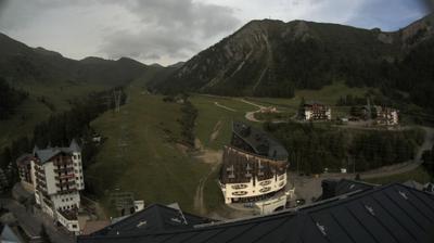 immagine della webcam nei dintorni di Branzi: webcam Foppolo