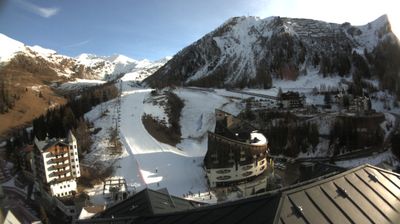 immagine della webcam nei dintorni di Sondrio: webcam Foppolo