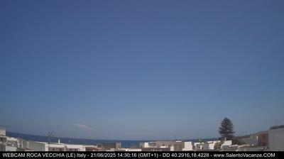 immagine della webcam nei dintorni di San Cataldo: webcam Roca Vecchia
