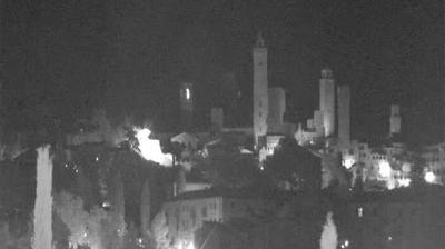 immagine della webcam nei dintorni di Castelnuovo di Val di Cecina: webcam San Gimignano