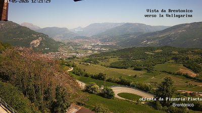 immagine della webcam nei dintorni di Tremosine sul Garda: webcam Brentonico