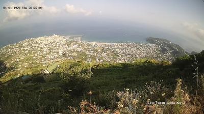 immagine della webcam nei dintorni di Procida: webcam Lacco Ameno