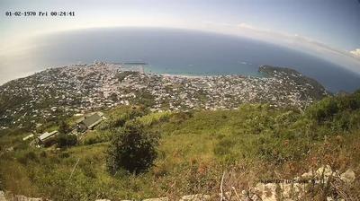 immagine della webcam nei dintorni di Marina di Lago Patria: webcam Lacco Ameno