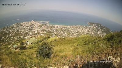 immagine della webcam nei dintorni di Lago Patria: webcam Lacco Ameno