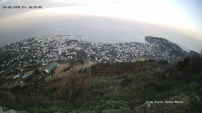 immagine della webcam nei dintorni di Isola di Procida: webcam Lacco Ameno