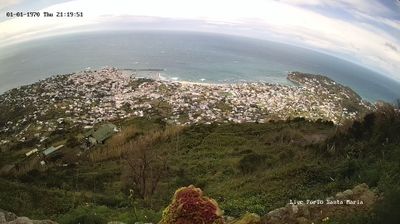 immagine della webcam nei dintorni di Procida: webcam Lacco Ameno