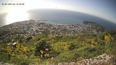 immagine della webcam nei dintorni di Isola di Procida: webcam Lacco Ameno