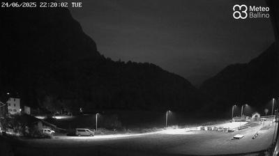 immagine della webcam nei dintorni di Carisolo: webcam Fiavè