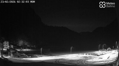 immagine della webcam nei dintorni di San Lorenzo in Banale: webcam Fiavè