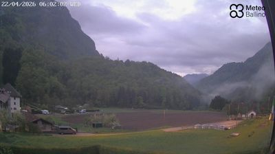 immagine della webcam nei dintorni di Carisolo: webcam Fiavè