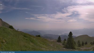 immagine della webcam nei dintorni di Endine Gaiano: webcam Zone