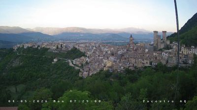 immagine della webcam nei dintorni di Torricella Peligna: webcam Pacentro