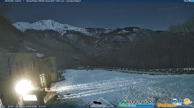 immagine della webcam nei dintorni di Pievepelago: webcam Cimoncino