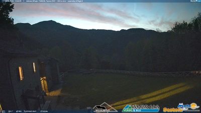 immagine della webcam nei dintorni di Doganaccia: webcam Cimoncino