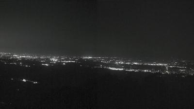 immagine della webcam nei dintorni di Cerreto d'Asti: webcam San Raffaele Cimena