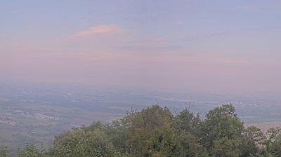 immagine della webcam nei dintorni di Baldissero Torinese: webcam San Raffaele Cimena