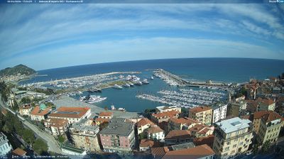 immagine della webcam nei dintorni di Castel Vittorio: webcam Imperia