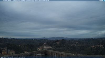 immagine della webcam nei dintorni di Cecina: webcam Lari