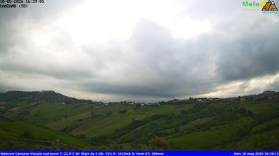 immagine della webcam nei dintorni di Morro d'Oro: webcam Canzano