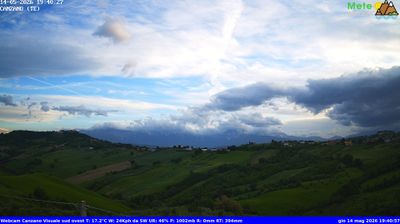 immagine della webcam nei dintorni di Villa Celiera: webcam Canzano