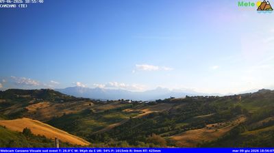 immagine della webcam nei dintorni di Pineto: webcam Canzano