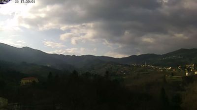 immagine della webcam nei dintorni di Varese Ligure: webcam Carro