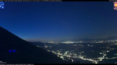 immagine della webcam nei dintorni di Castellafiume: webcam Serrone