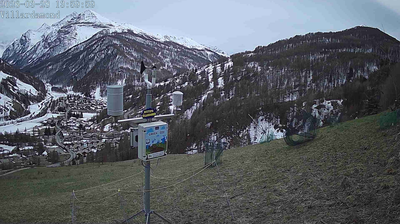 immagine della webcam nei dintorni di Bardonecchia: webcam Pragelato